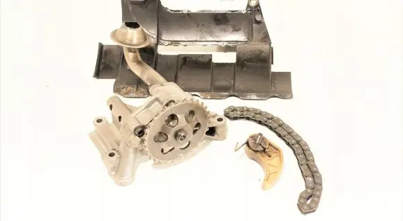 Volkswagen Golf IV Oil pump 05A115105B 06B103623C AXR