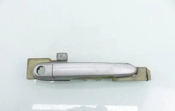 Hyundai Tucson JM Front door exterior handle 