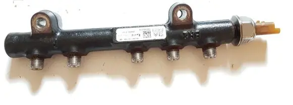 Citroen C4 II Fuel main line pipe 9804776780 9676643880