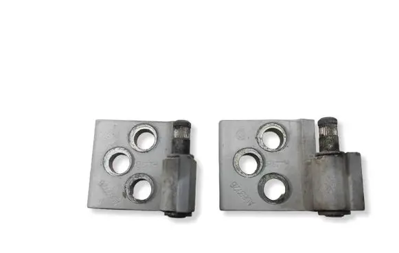 Mercedes-Benz Vito Viano W447 Front door hinge set A063726