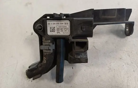 Audi A7 S7 4G Exhaust gas pressure sensor 059906051A 0281006006