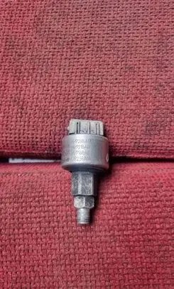 Peugeot 406 Air conditioning (A/C) pressure sensor 283003