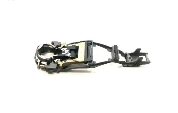 Audi TT Mk1 Front door exterior handle/bracket 3B0837885 3B0837886