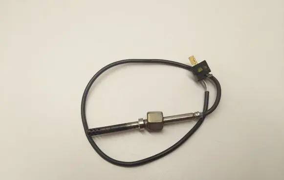 Mercedes-Benz E W212 Exhaust gas temperature sensor A0071536728 1034098202706