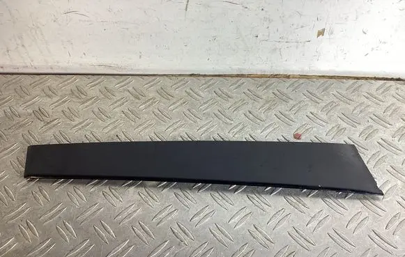 Lexus GS 250 350 300H 450H Front door glass trim molding 75755