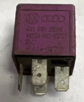 Audi A4 S4 B5 8D Other relay 431951253G 231345232