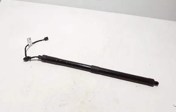 Volvo XC40 Tailgate strut 32357573