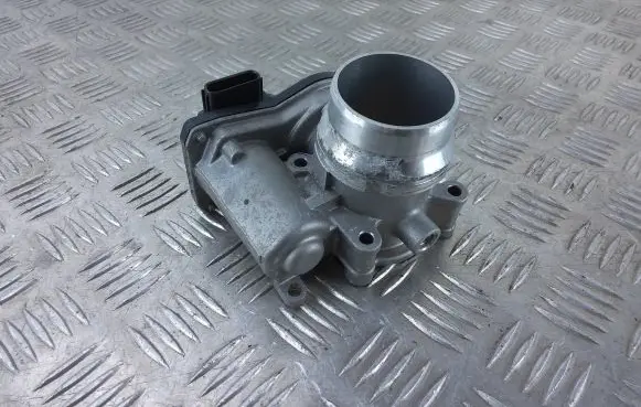 Hyundai i20 (BC3 BI3) Throttle valve 3510007250