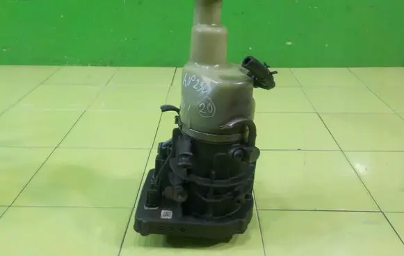 Ford S-MAX Power steering pump WP230