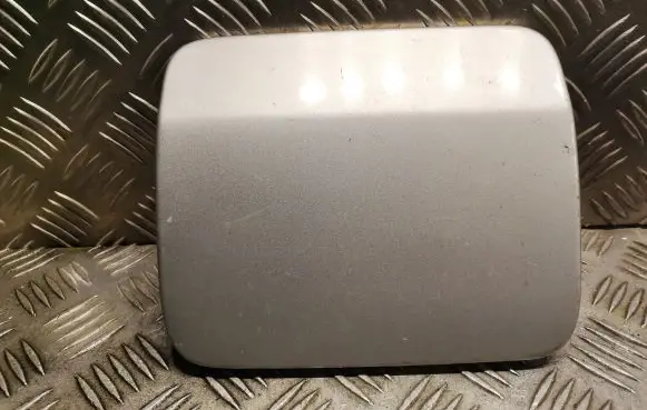 Mitsubishi Pajero Fuel tank cap