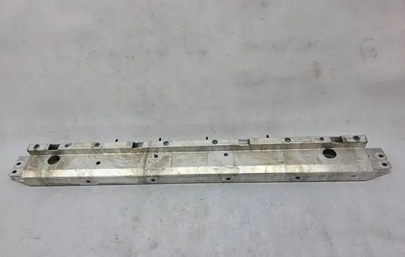 Land Rover Range Rover Evoque L551 Bottom radiator support slam panel K8D2-8A297-AC