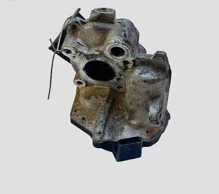 Mercedes-Benz E W212 EGR valve A6511400160 A2C53362835