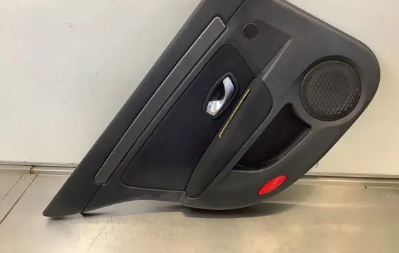 Renault Laguna III Rear door card panel trim 829A10089R FM68107J