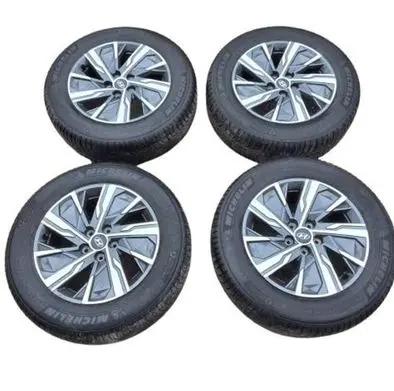 Hyundai Tucson IV NX4 R17 alloy rim 