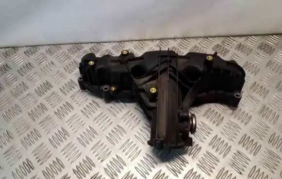 Volkswagen PASSAT B7 Intake manifold 03L129711A