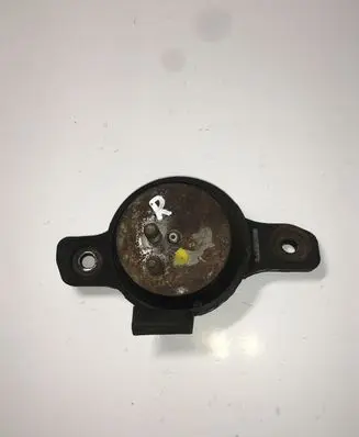 Subaru Forester SH Engine mount bracket