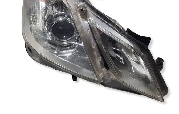Mercedes-Benz E C207 W207 Headlight/headlamp A2078205061HHH 1LL00964794 0096479400906162