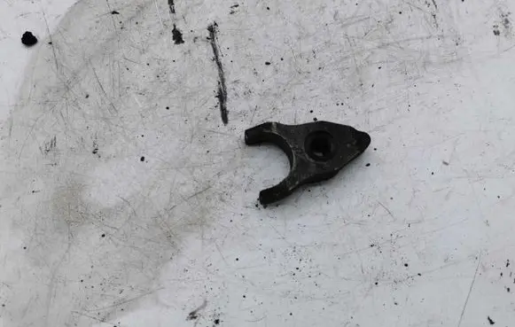 Toyota Corolla Verso E121 Fuel Injector clamp holder NOCODE