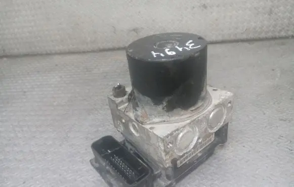 Skoda Roomster (5J) ABS Pump 0265231945 6R0614117D