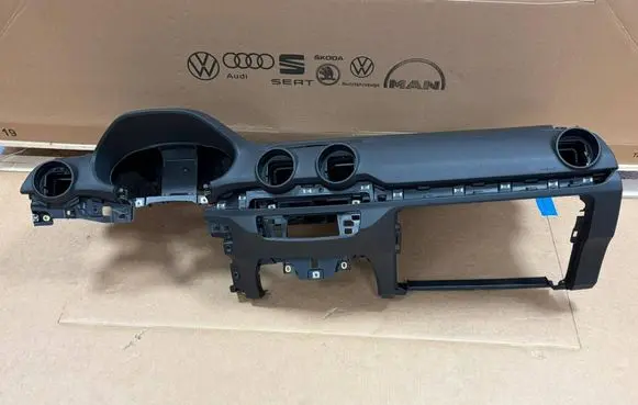 Audi Q2 - Dashboard 81B857001