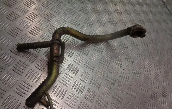 Nissan Primera Engine coolant pipe/hose