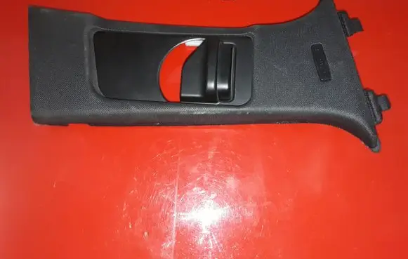 Mercedes-Benz C W204 (B) pillar trim (top) A2048601030