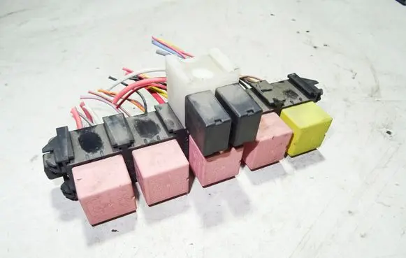 Renault Kangoo I Fuse module