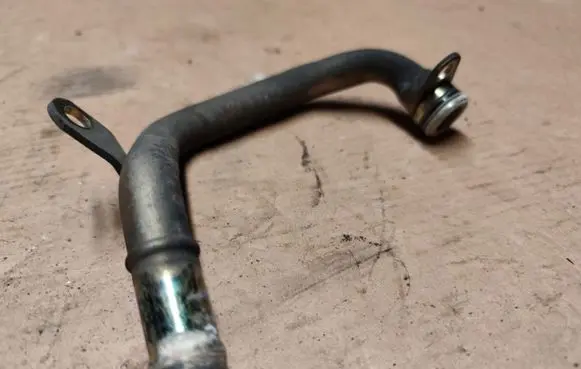Jeep Cherokee III KJ Engine coolant pipe/hose