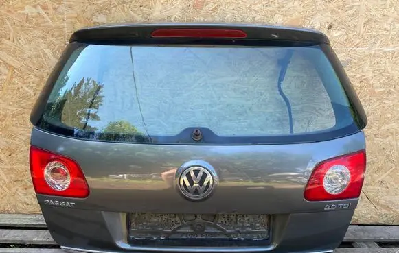 Volkswagen PASSAT B6 Tailgate/trunk/boot lid