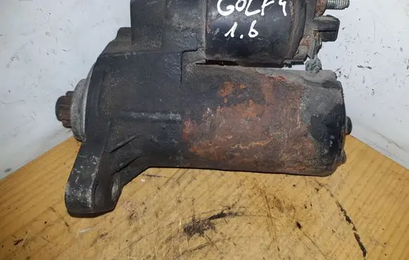 Volkswagen Golf IV Starter motor