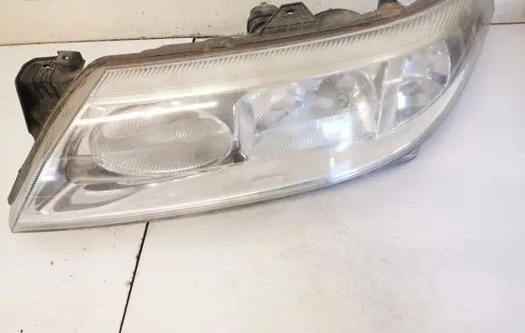 Renault Laguna II Headlight/headlamp 8200002845 89004687 820000284589004687