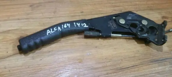 Alfa Romeo 164 Handbrake/parking brake lever assembly