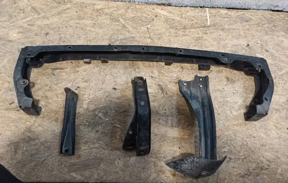 Mitsubishi L200 Front bumper support beam 