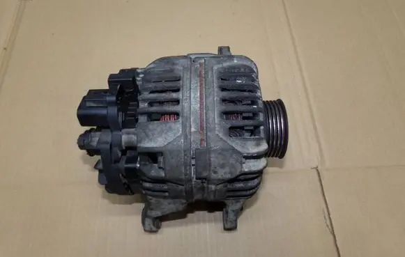 Mitsubishi Space Star Generator/alternator 0124325008