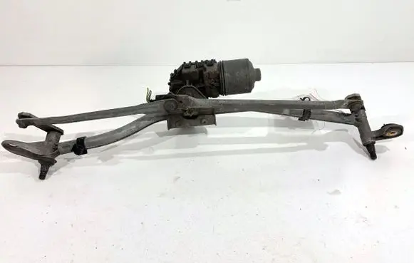 Audi A4 S4 B6 8E 8H Front wiper linkage and motor 8E1955603D