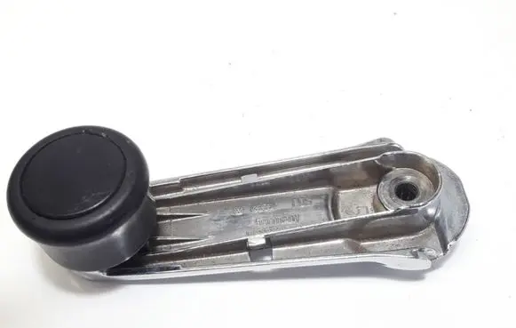Audi 80 90 B3 Rear door window winding handle 443837581D