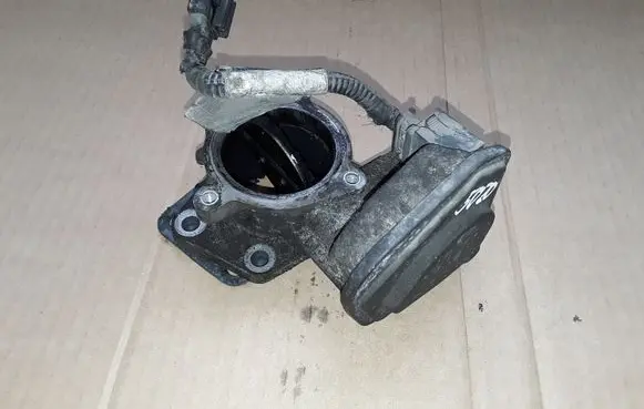 Iveco Daily 35 - 40.10 Throttle valve 504388738