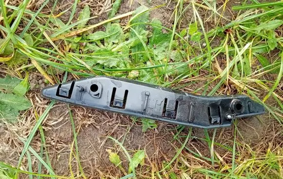 Tesla Model Y Front bumper mounting bracket 149377000B