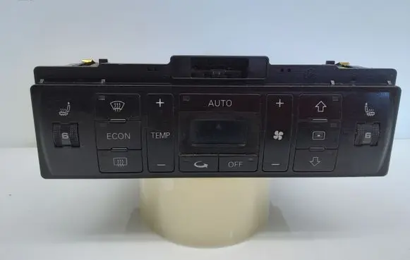 Volkswagen PASSAT B5 Climate control unit 8D0920043N
