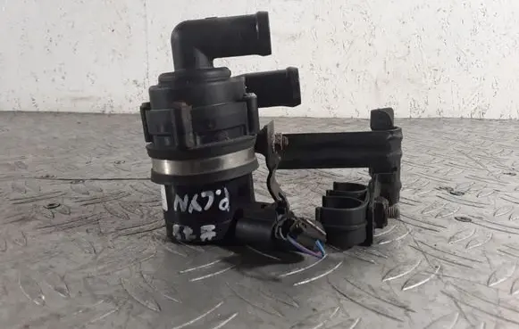 Porsche Cayenne (9PA) Water pump 7L0965561K