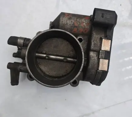 Audi A8 S8 D2 4D Throttle valve 078133062b 0280750030