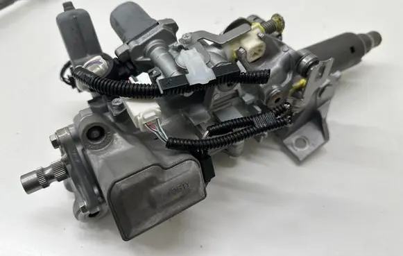 Toyota Camry VIII XV70 Steering wheel axle