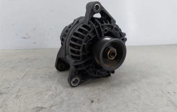 Audi A6 S6 C5 4B Generator/alternator