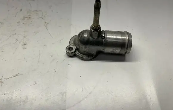 Ford Mustang VI Thermostat housing FR3E8594BA