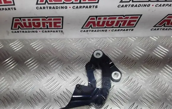Volkswagen T-Roc Tailgate/trunk/boot hinge 2G8827302A