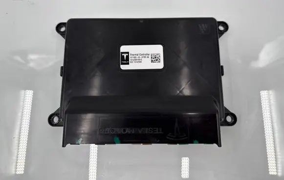 Tesla Model S Air conditioning/heating control unit 101629AB