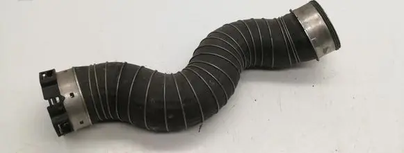 BMW 3 E90 E91 Intercooler hose/pipe 11884414
