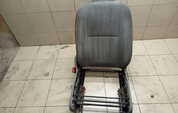 Volkswagen Crafter Front driver seat 