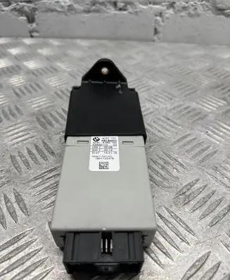 BMW X5 F15 Steering rack control module 6882780 1801100478 55892110