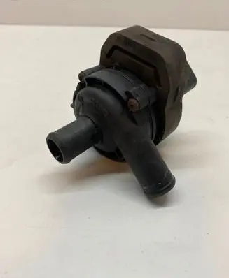 Mercedes-Benz CLS C219 Electric auxiliary coolant/water pump A2118350364